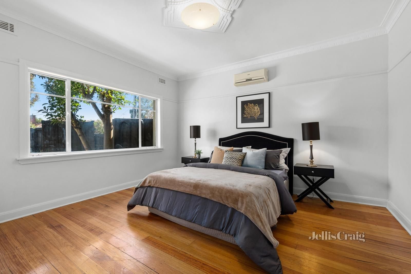 1/4 Valkstone Street, Bentleigh East image 8
