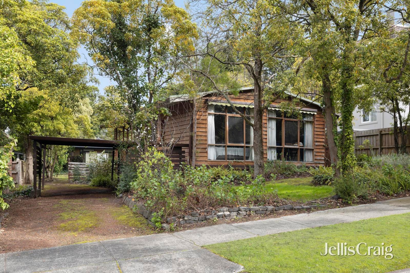 14 Valley Road, Mount&nbsp;Waverley image 3