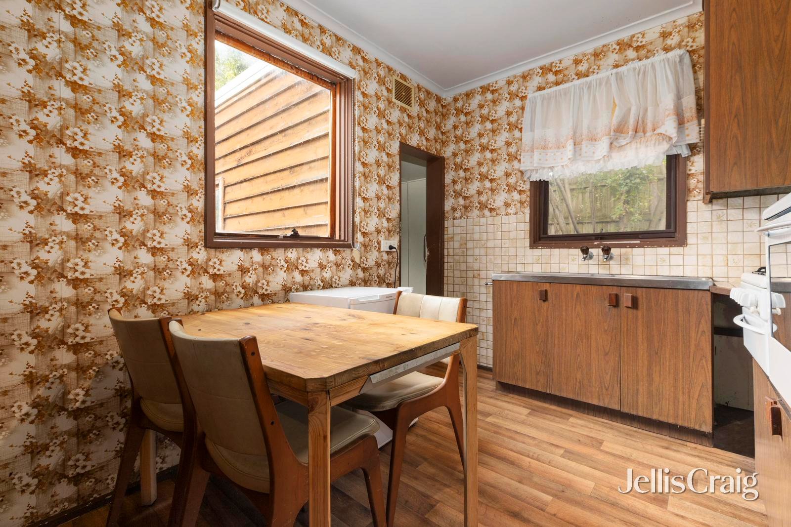 14 Valley Road, Mount&nbsp;Waverley image 6
