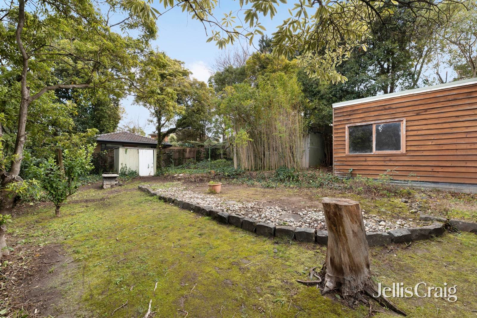 14 Valley Road, Mount&nbsp;Waverley image 11