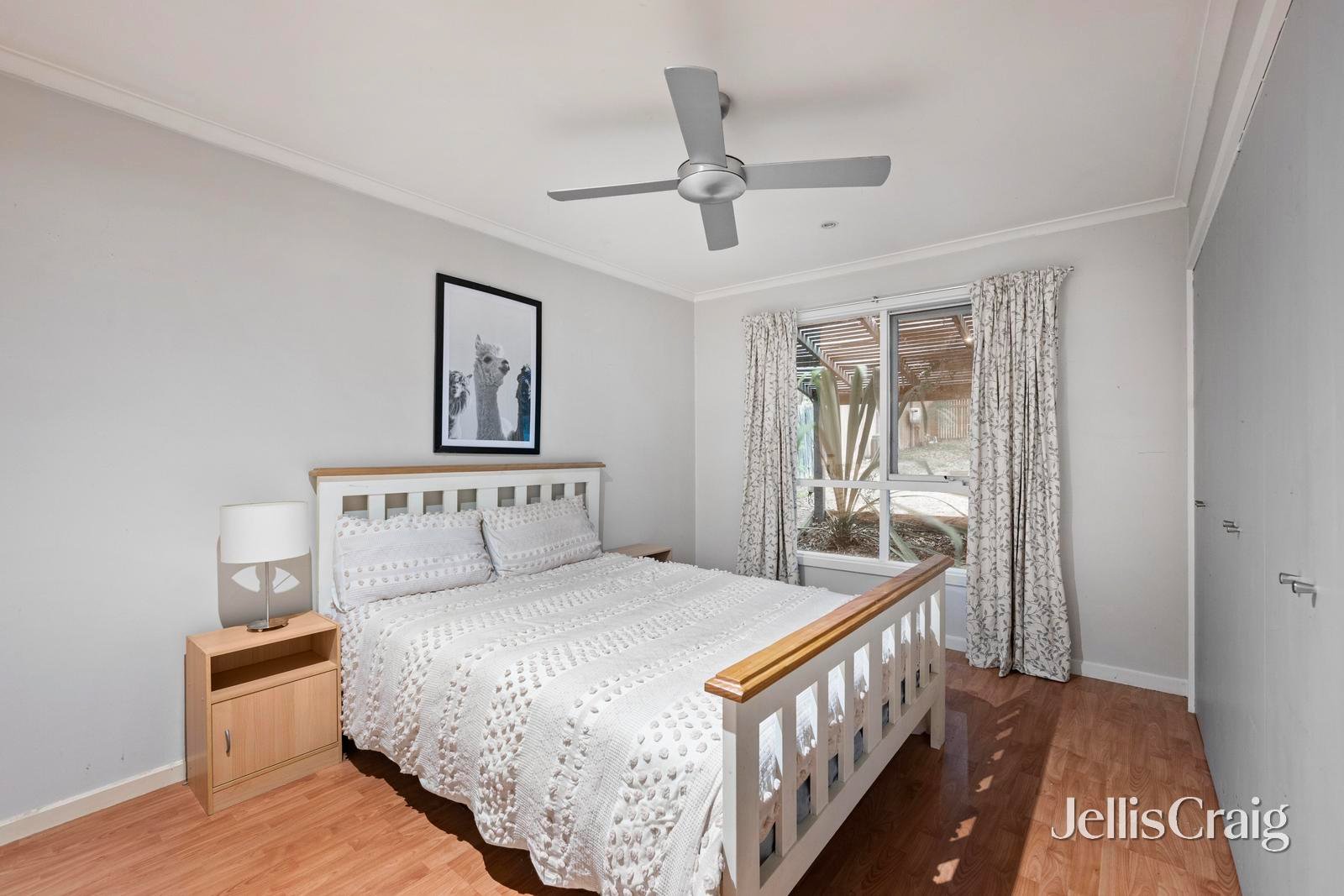 14 Vasey Grove, Donvale image 10