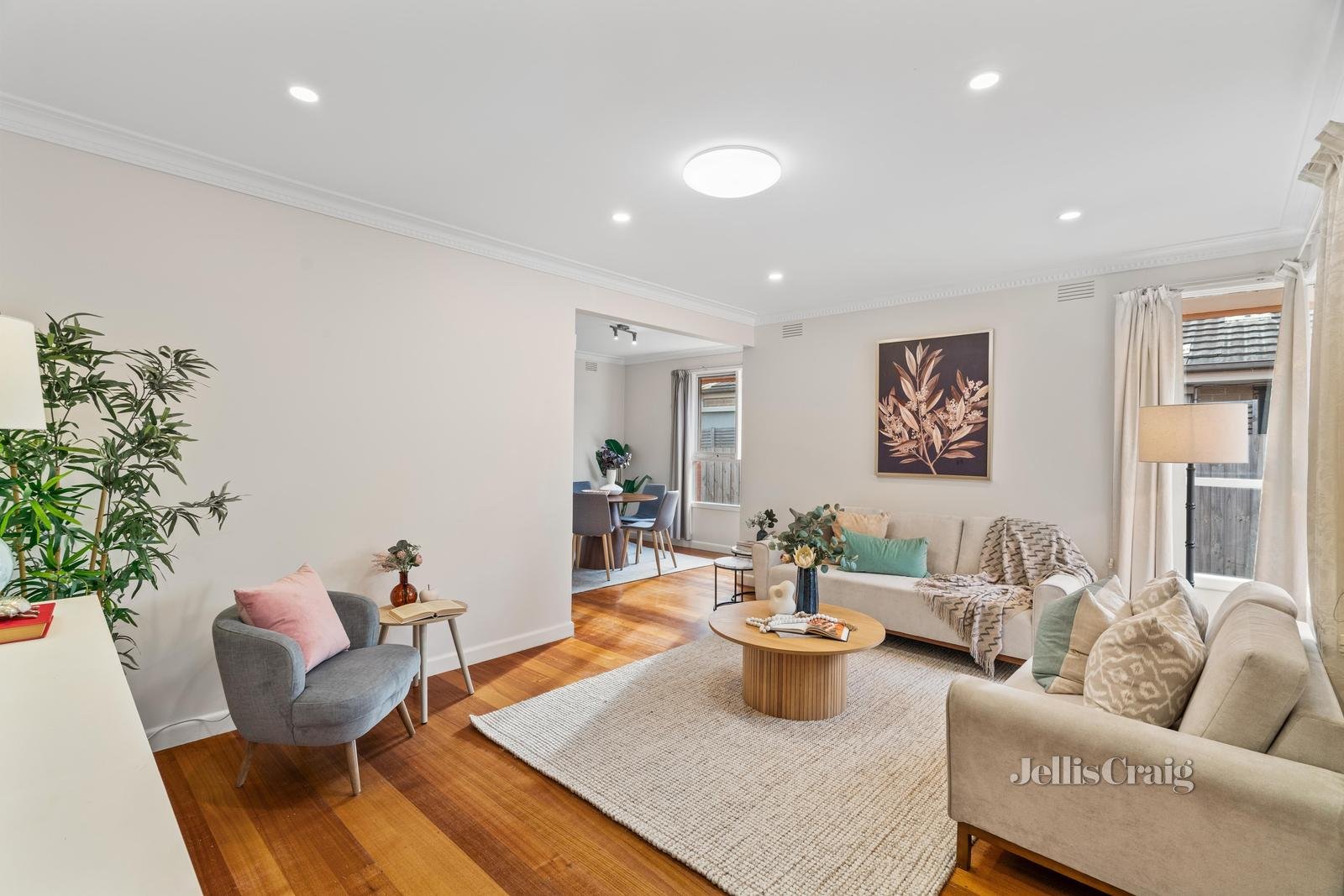14 Venice Avenue, Mitcham image 3