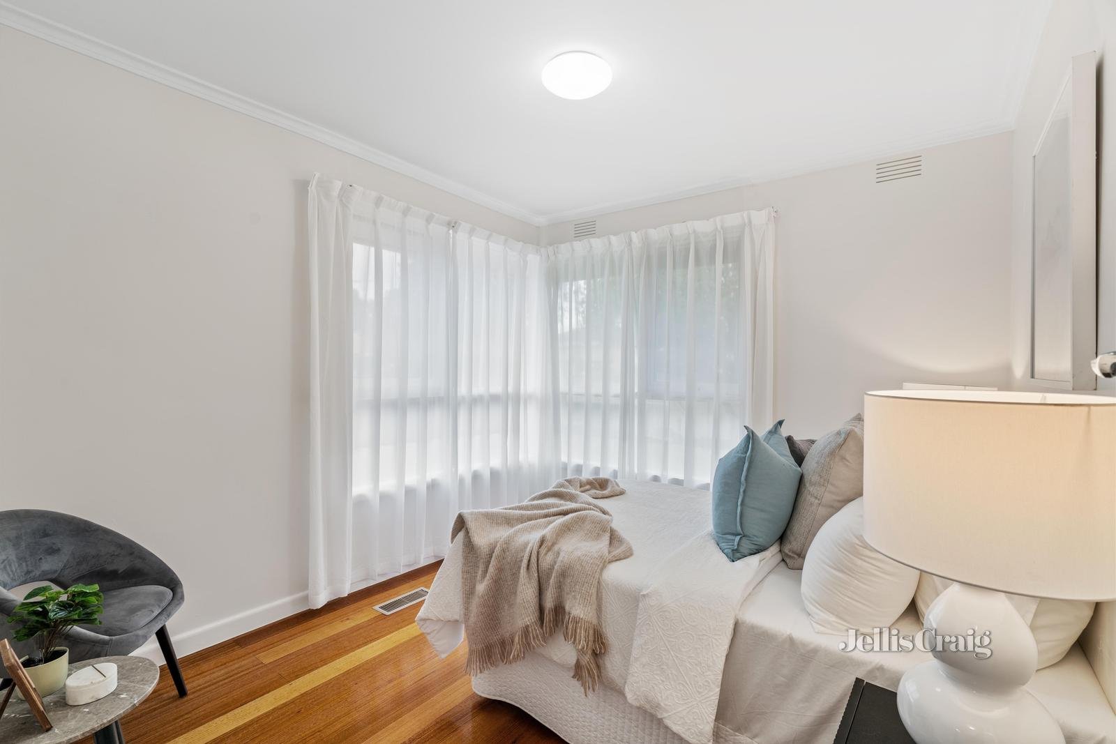 14 Venice Avenue, Mitcham image 11