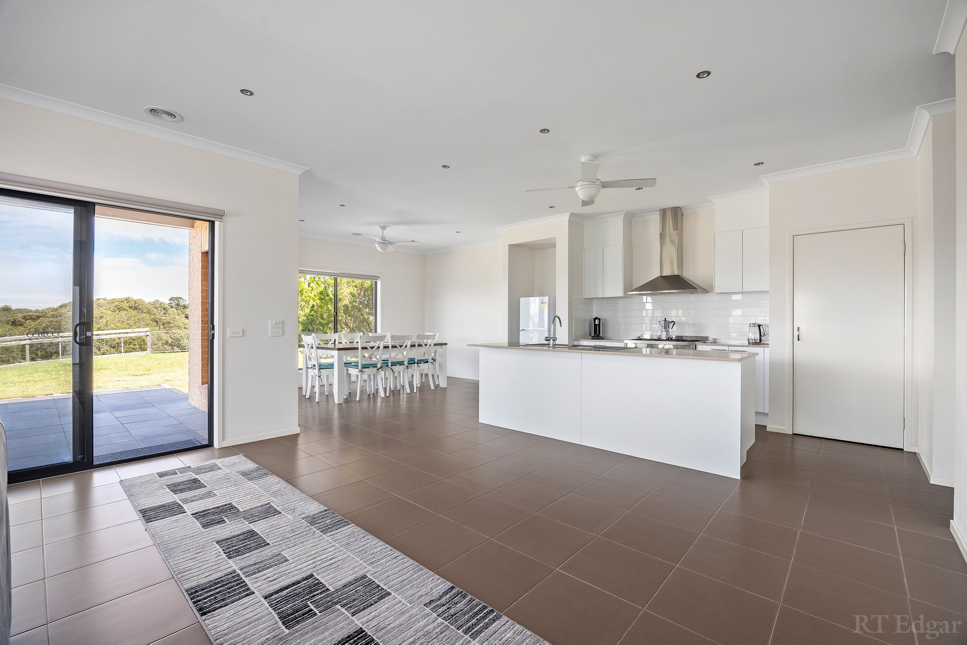 Property Gallery Thumbnail 7