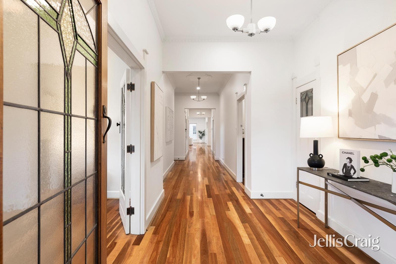 14 Wahroongaa Road, Murrumbeena image 2