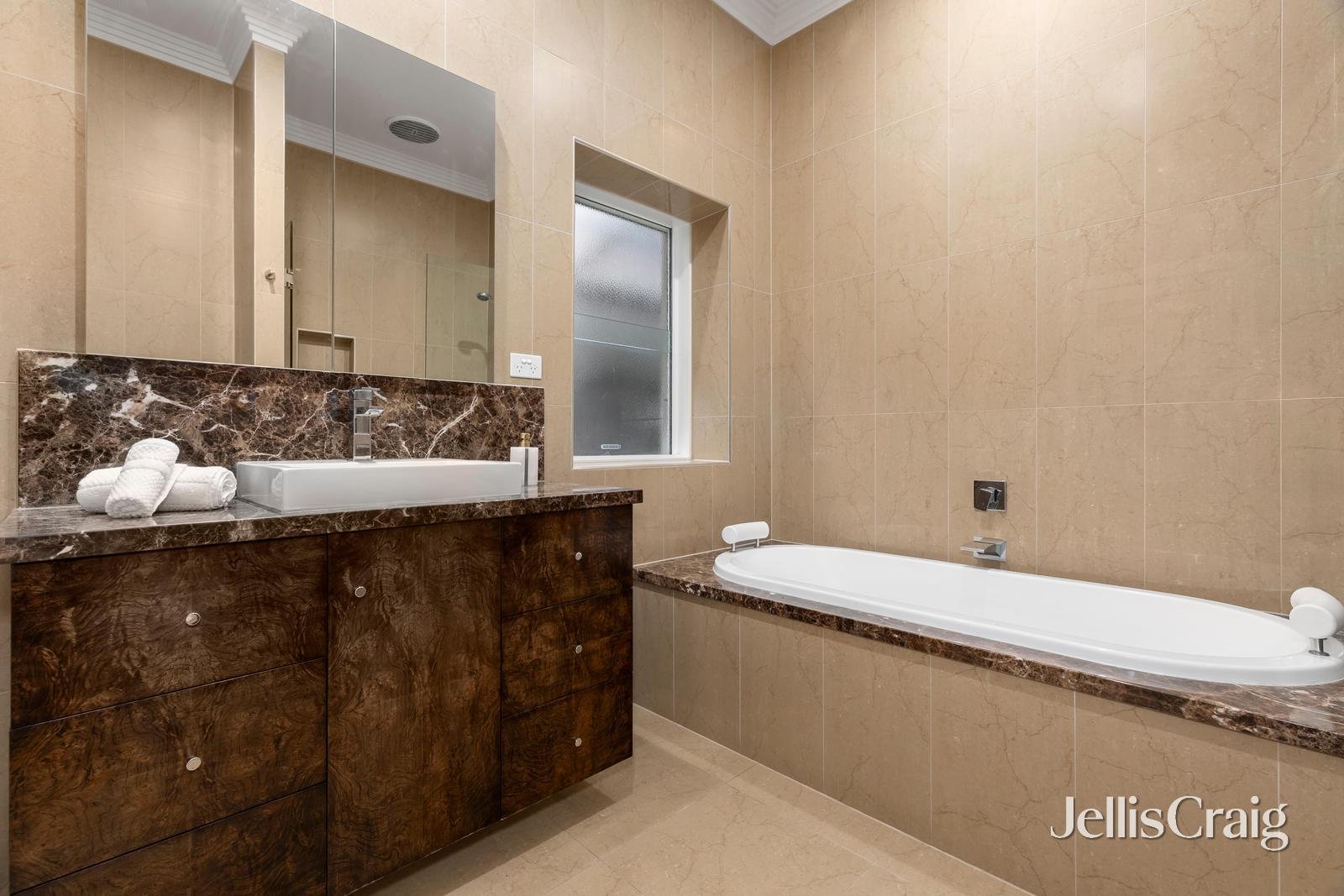 14 Wahroongaa Road, Murrumbeena image 12