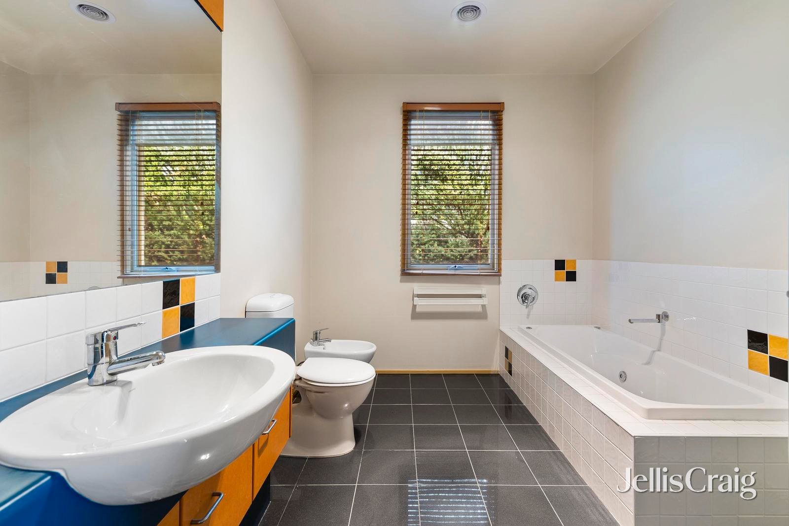 14 Westminster Grove, Sorrento image 9