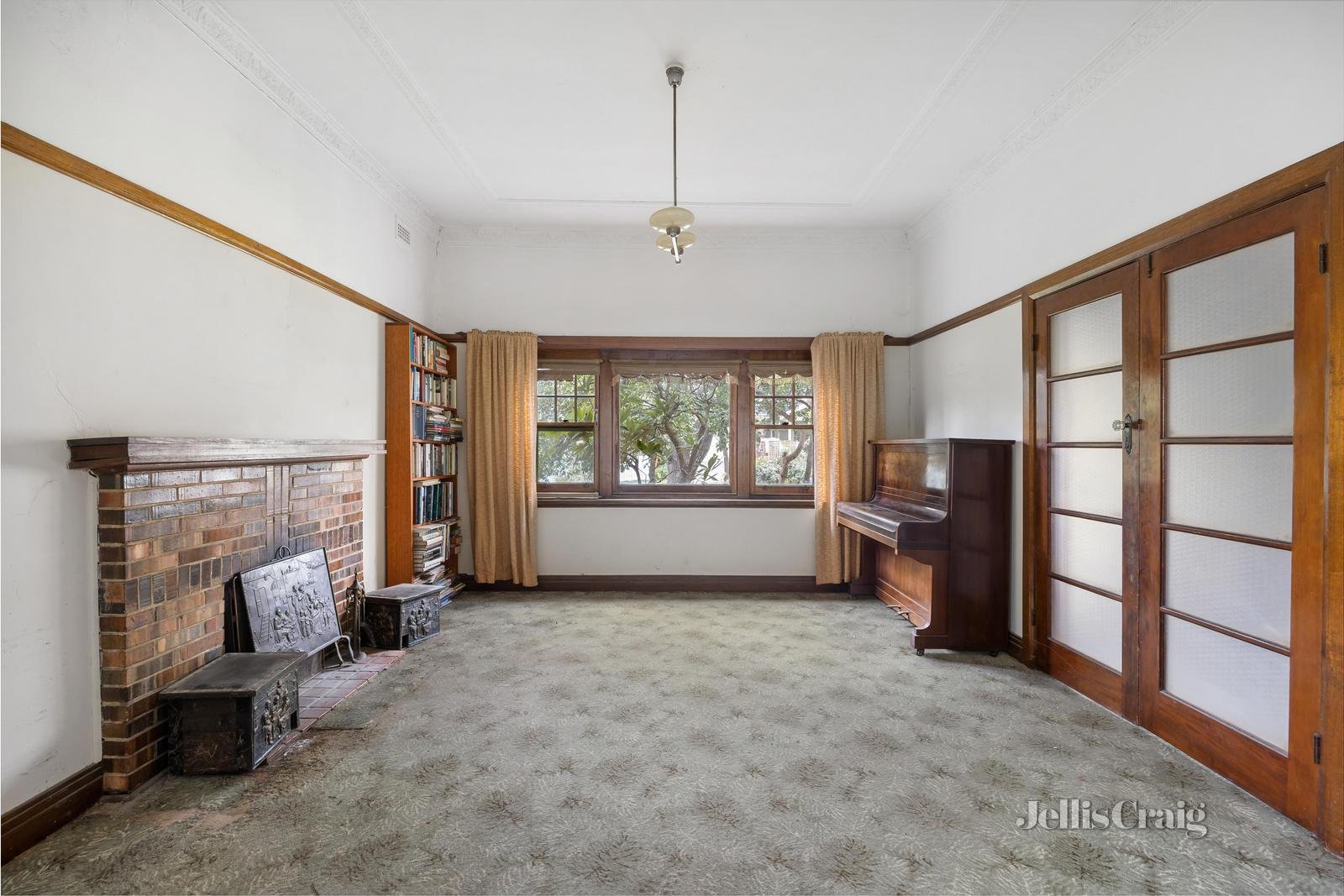 14 Wharton Street, Surrey Hills image 4