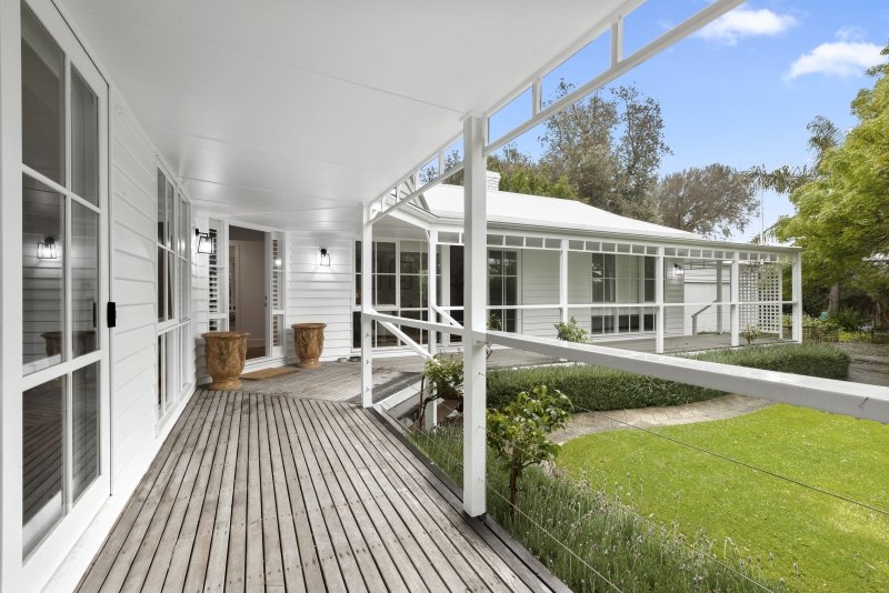 14 Whites Way, Sorrento image 4