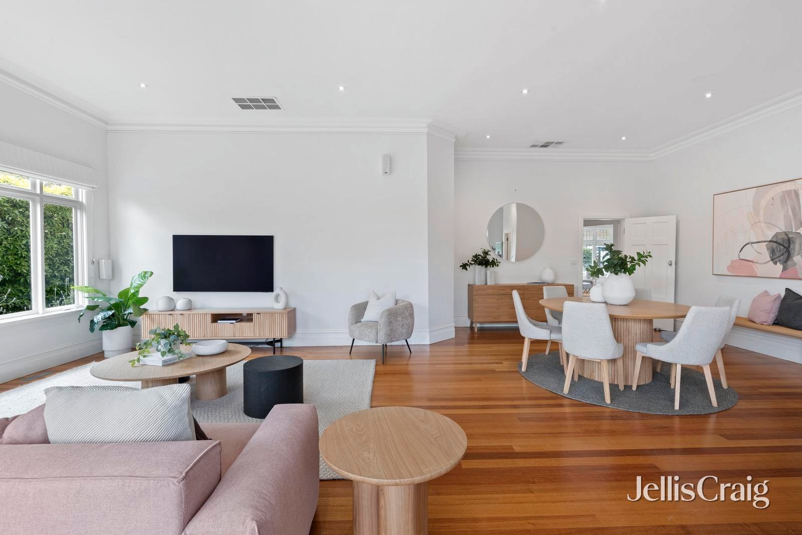 14 Willandra Avenue, Canterbury image 6