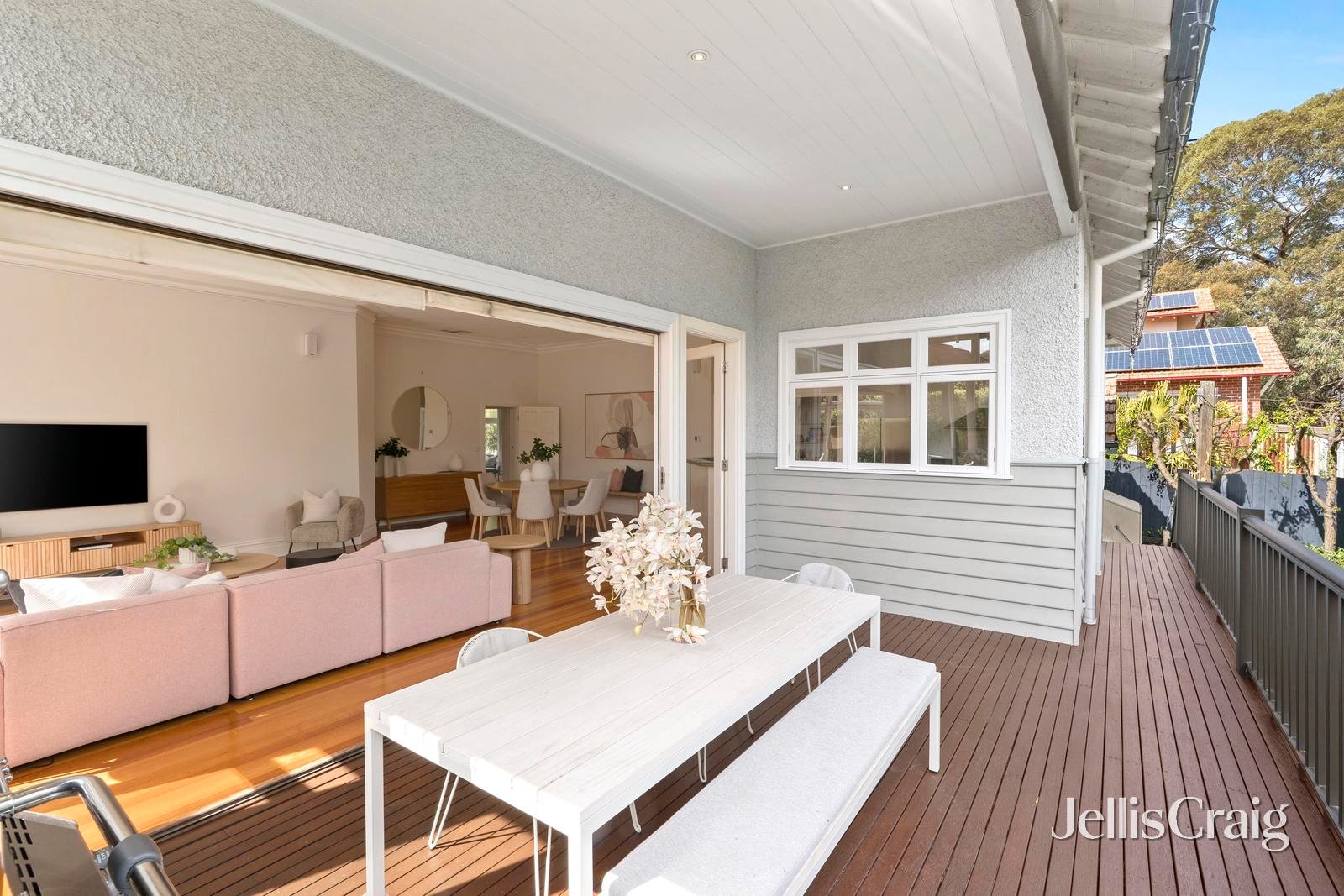14 Willandra Avenue, Canterbury image 11
