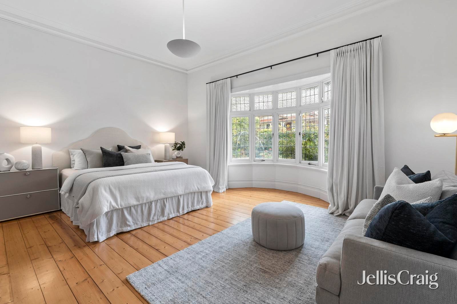 14 Willandra Avenue, Canterbury image 12