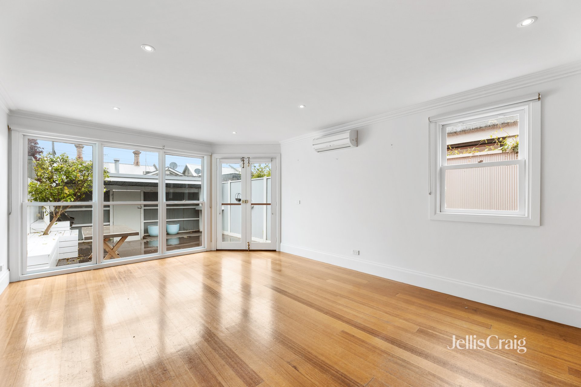14 Willis St, Armadale image 2