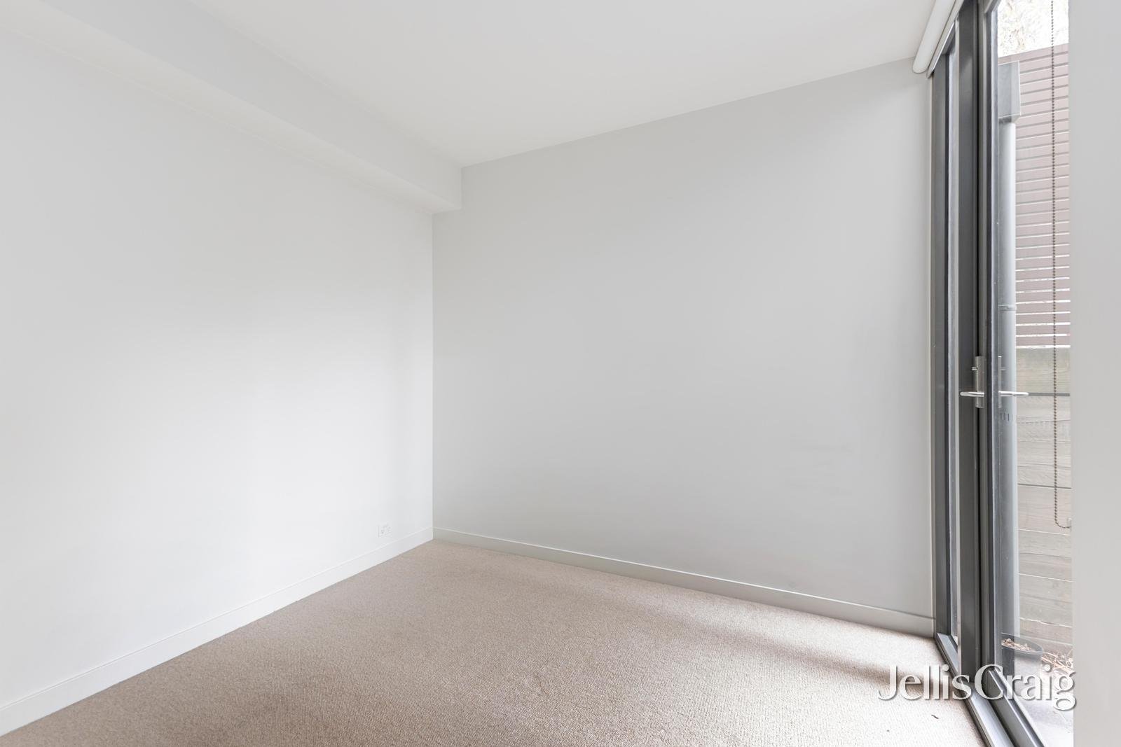 1/4 Wills Street, Glen Iris image 5