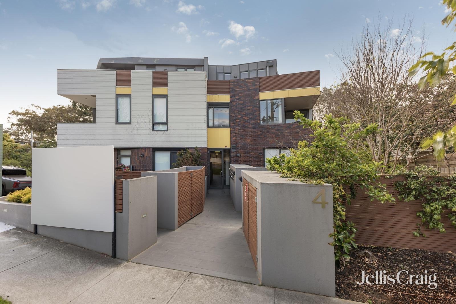 1/4 Wills Street, Glen Iris image 6