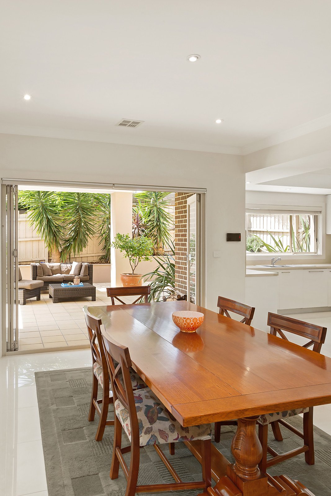 14 Winfield Road, Balwyn North image 3