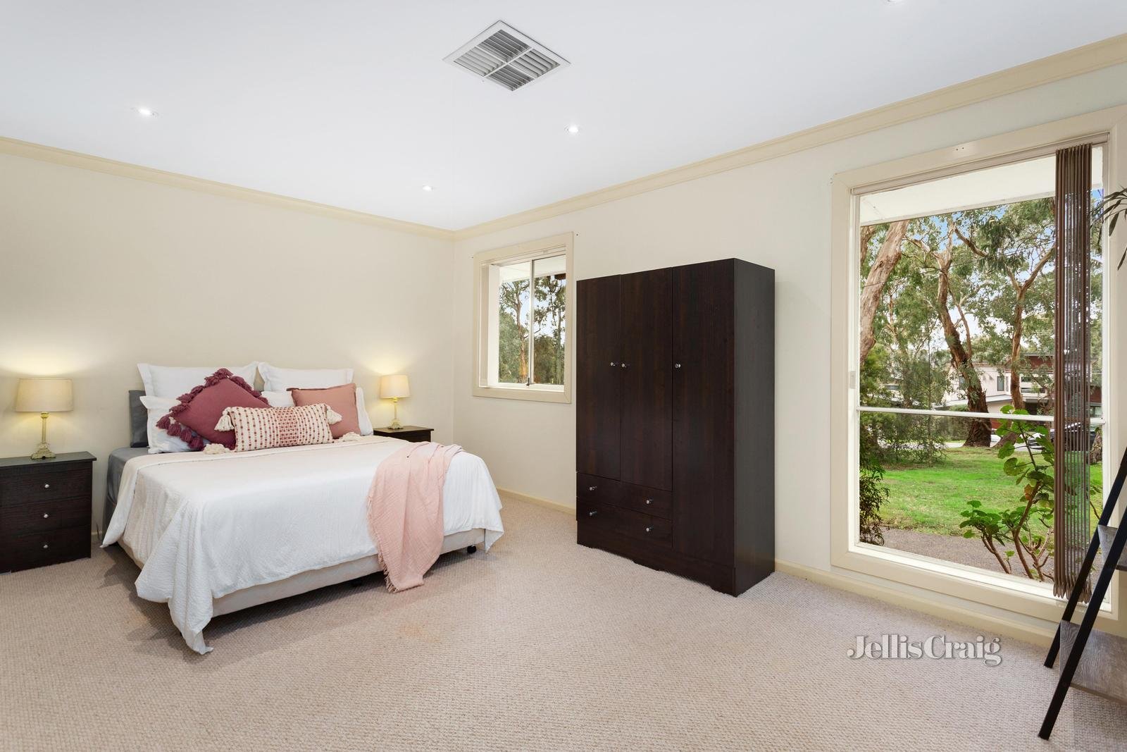 14 Withers Way, Eltham image 10