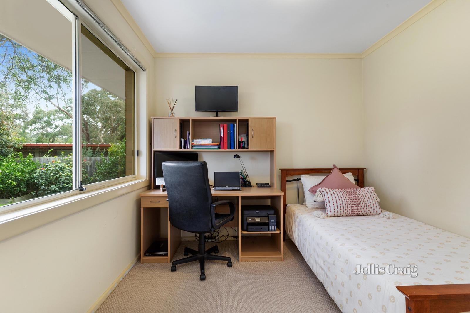 14 Withers Way, Eltham image 11