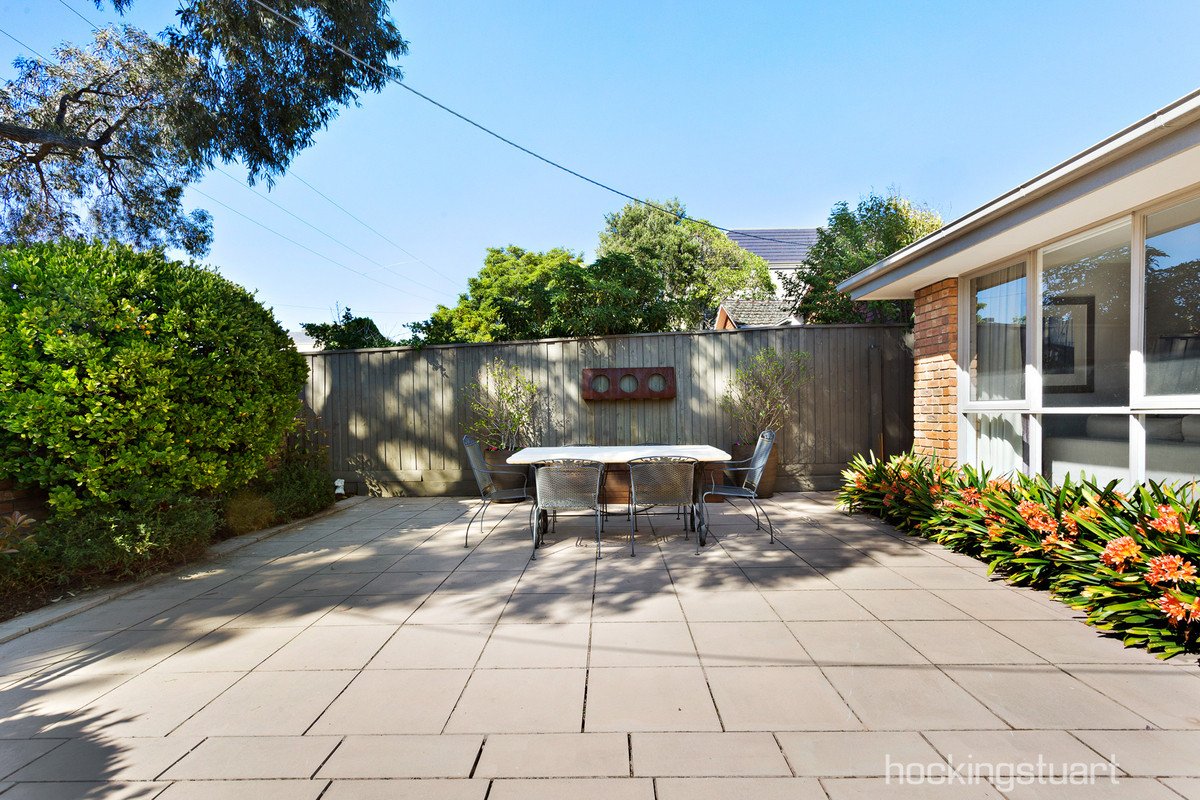 1/4 Woods Street, Balwyn image 10