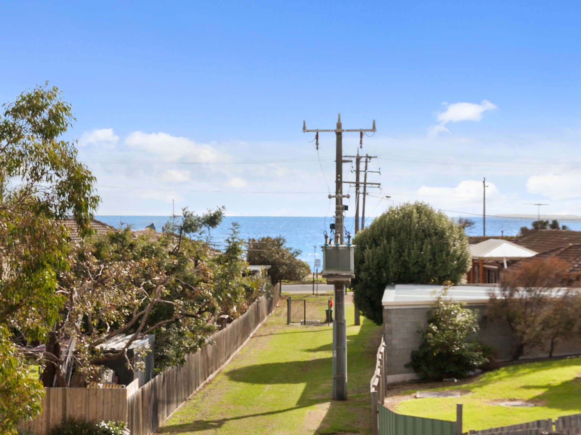 Property Gallery Thumbnail 6