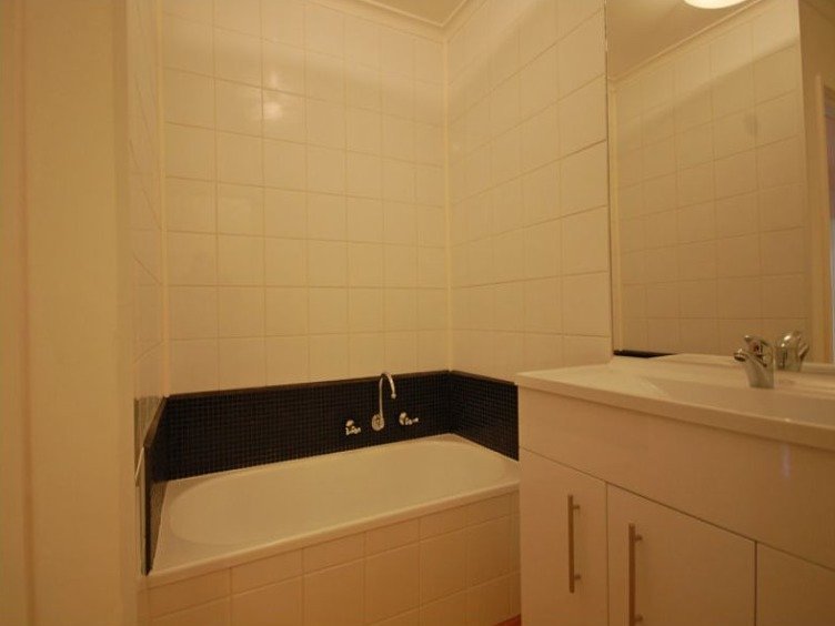 140 Albany Drive, Mulgrave image 7