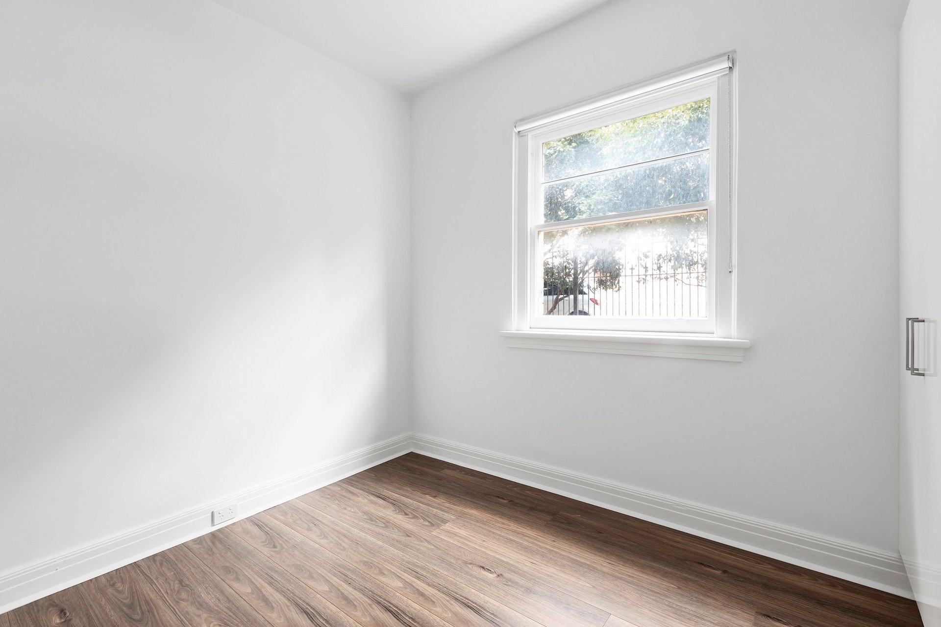 Property Gallery Thumbnail 4