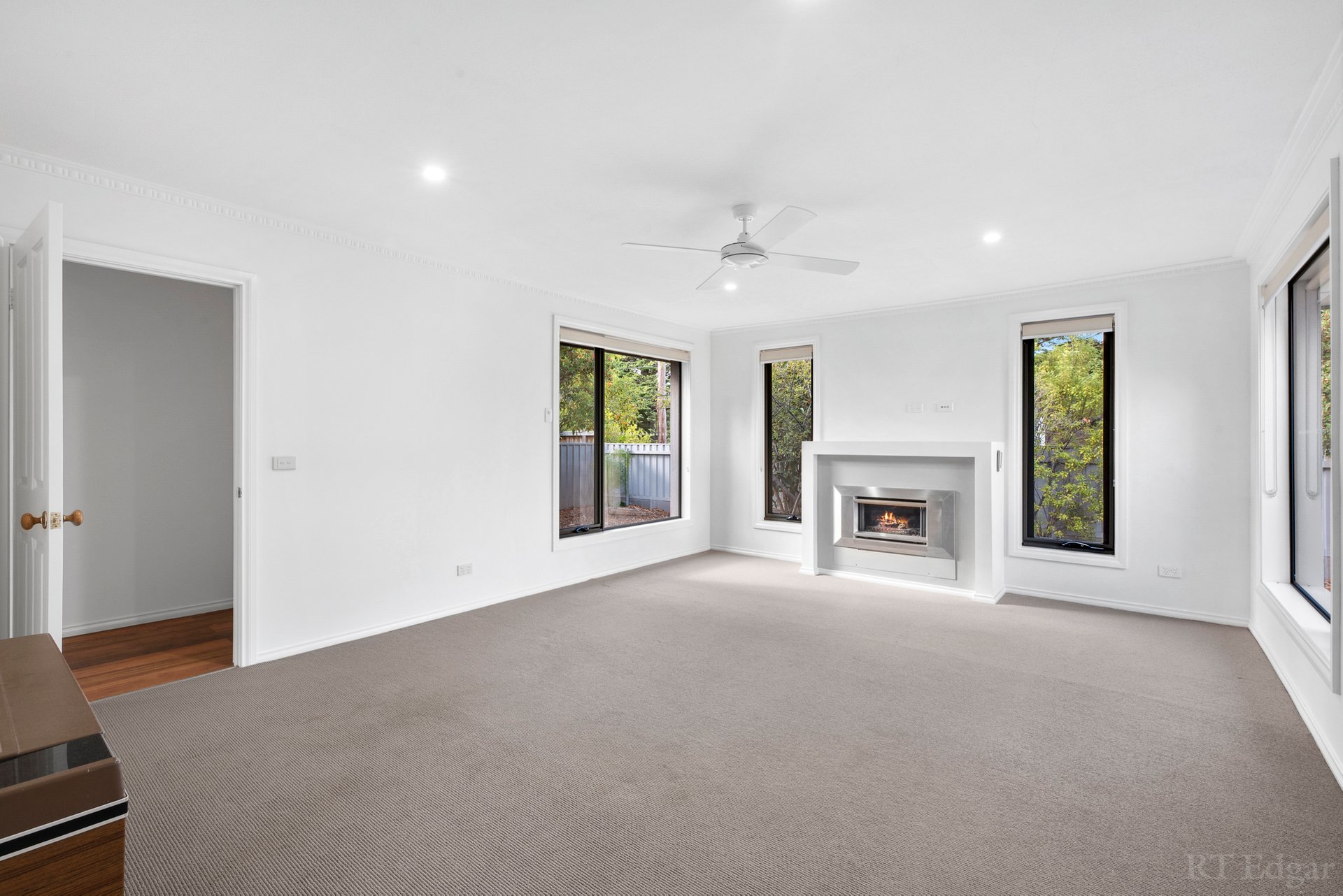 Property Gallery Thumbnail 5