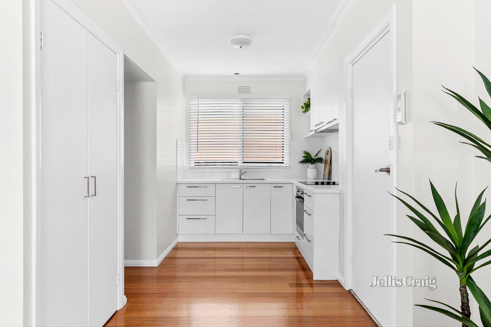 1/40 Clonard Avenue, Geelong&nbsp;West image 5