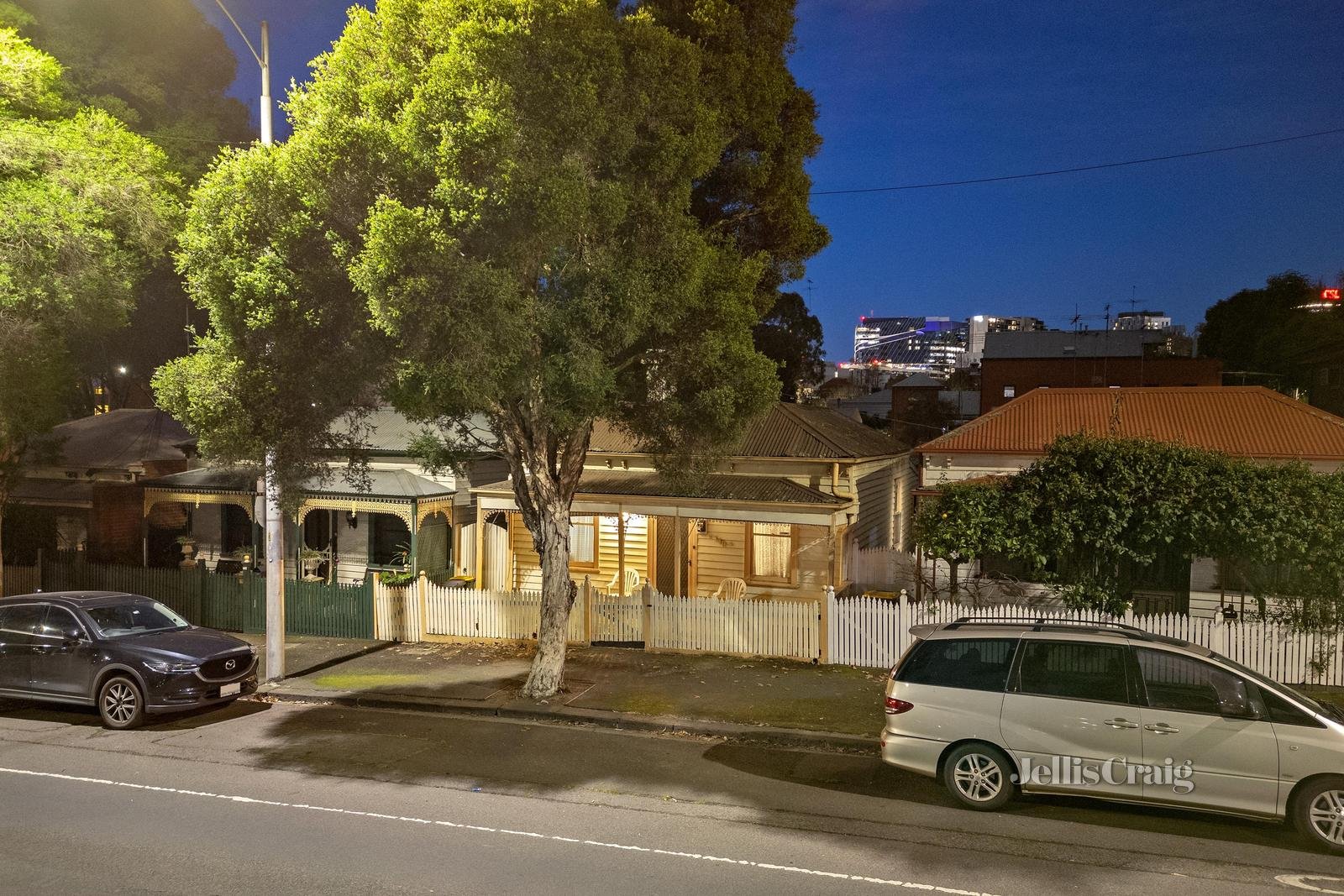 140 Curzon Street, North Melbourne image 1