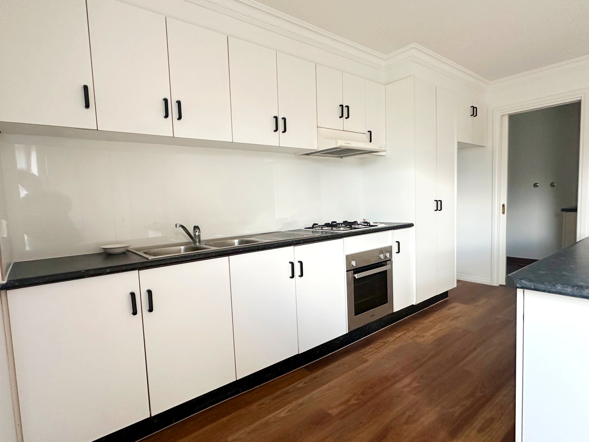 140 Epsom Road, Ascot Vale image 3
