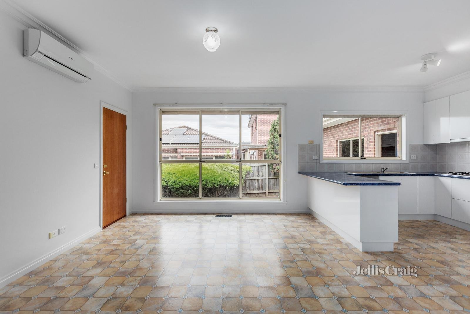 1/40 George Street, Bentleigh East image 3