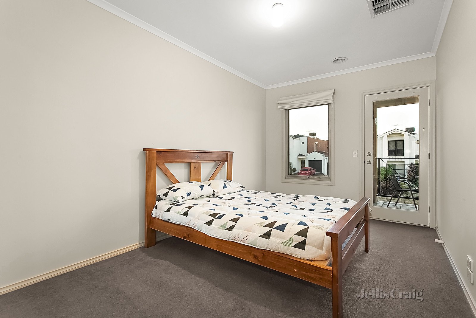 140 Gowanbrae Drive, Gowanbrae image 7