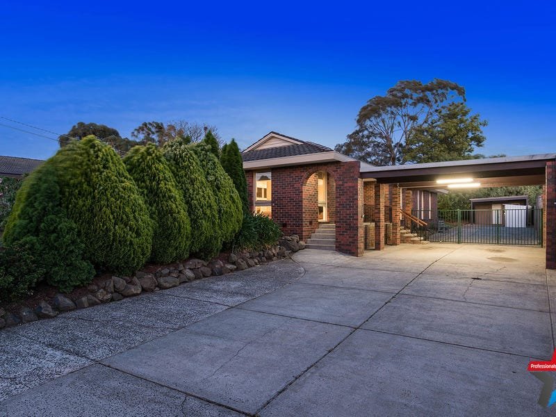 140 Hayrick Lane, Mooroolbark image 1