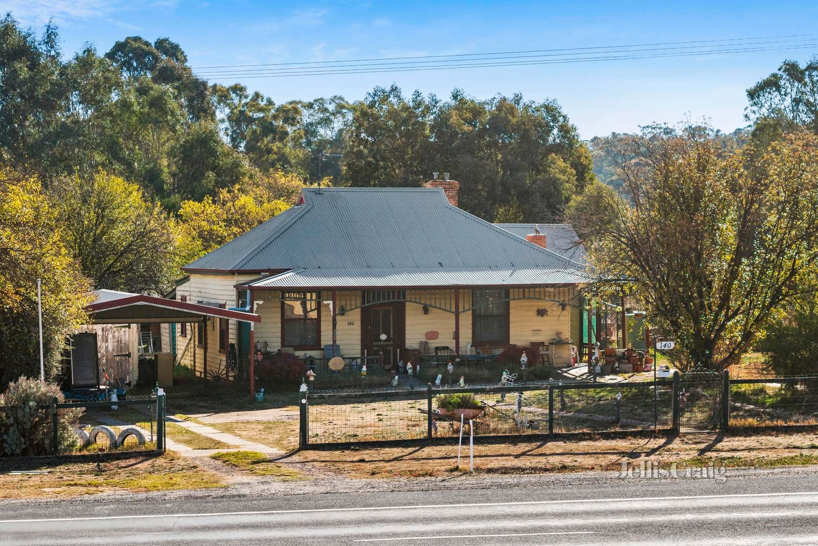 140 Main Road, Campbells Creek image 4