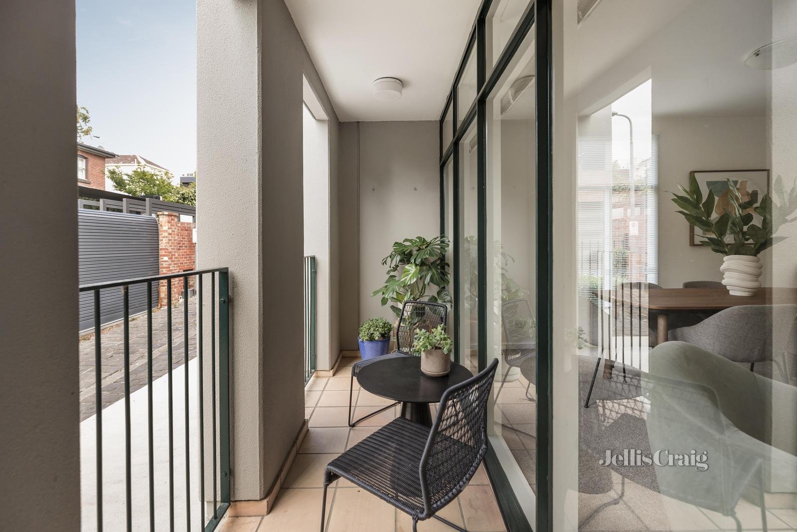 1/40 Webb Lane, East Melbourne image 8