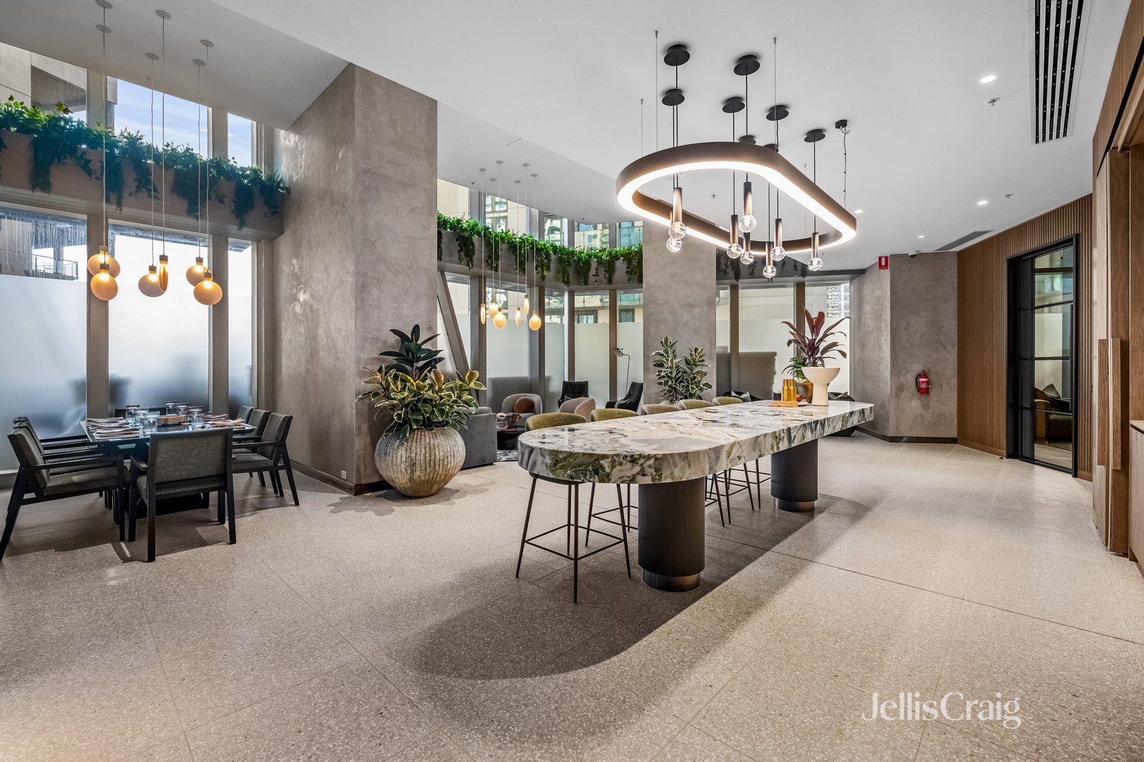 1402d/648 Lonsdale Street, Melbourne image 1