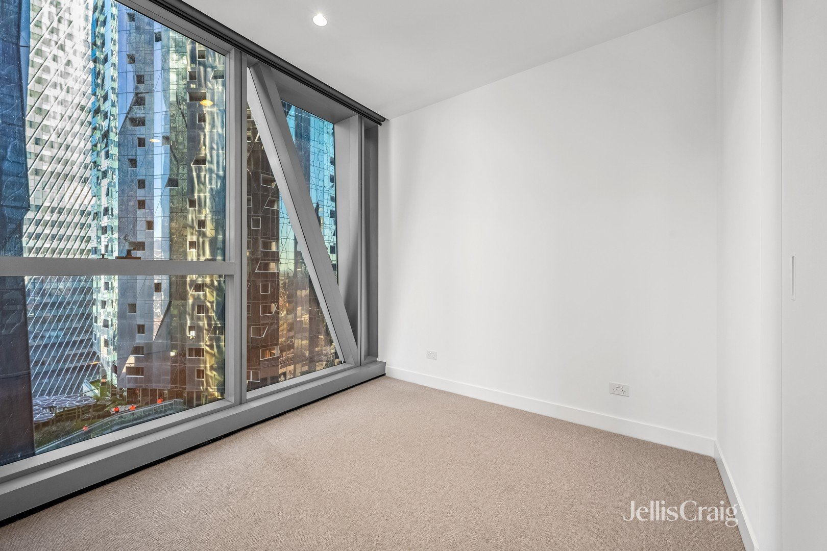 1402d/648 Lonsdale Street, Melbourne image 15