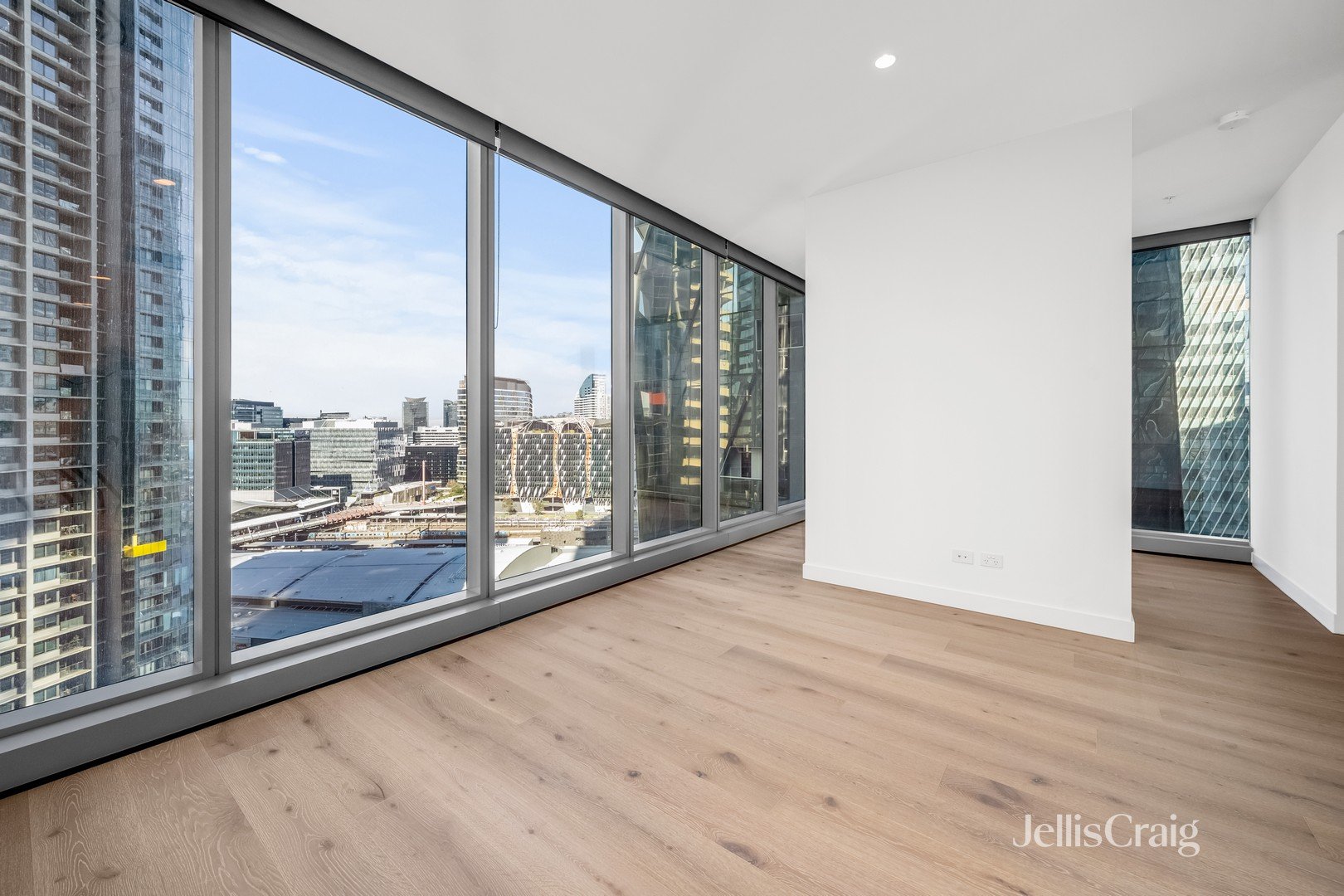 1402d/648 Lonsdale Street, Melbourne image 12