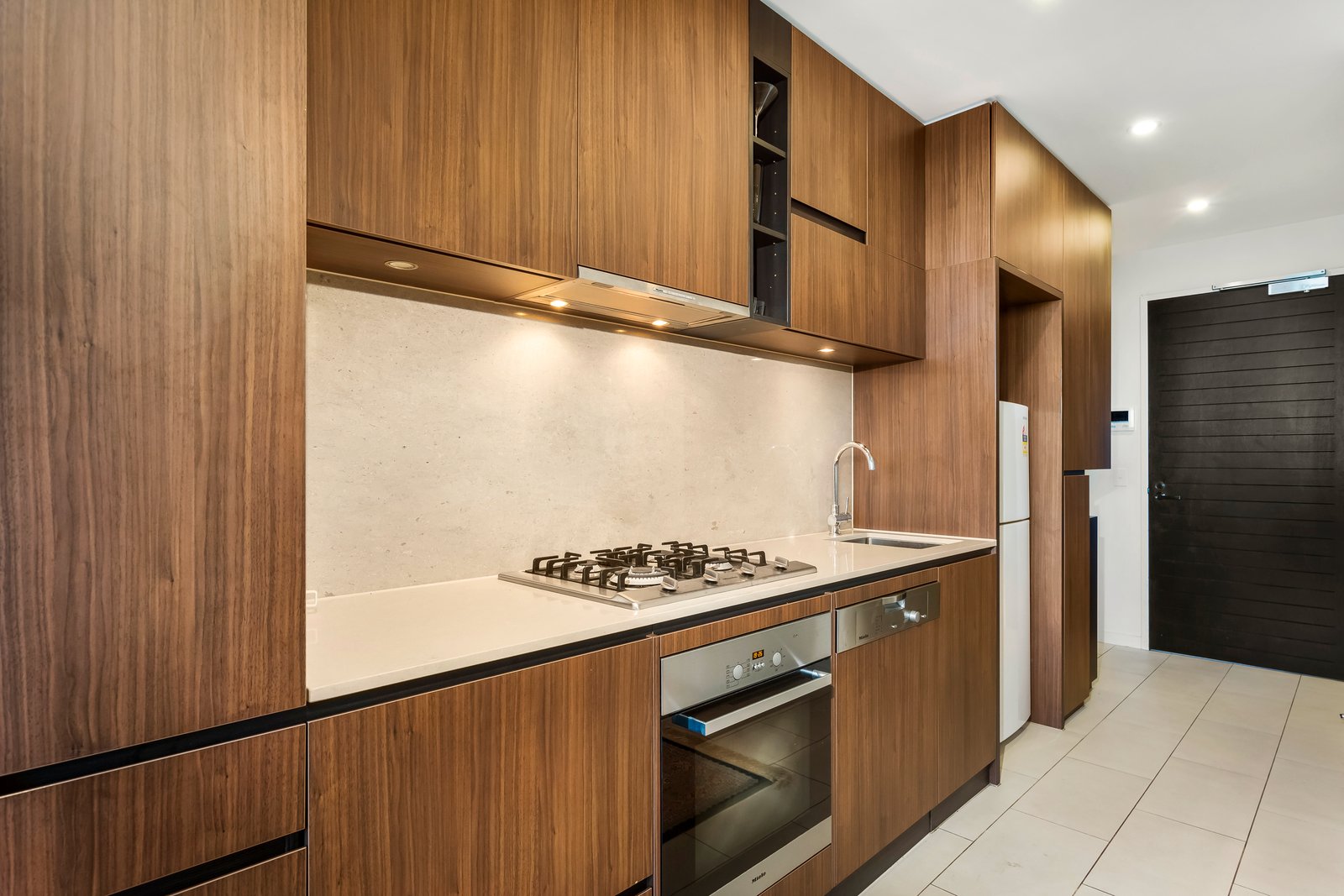 Property Gallery Thumbnail 3