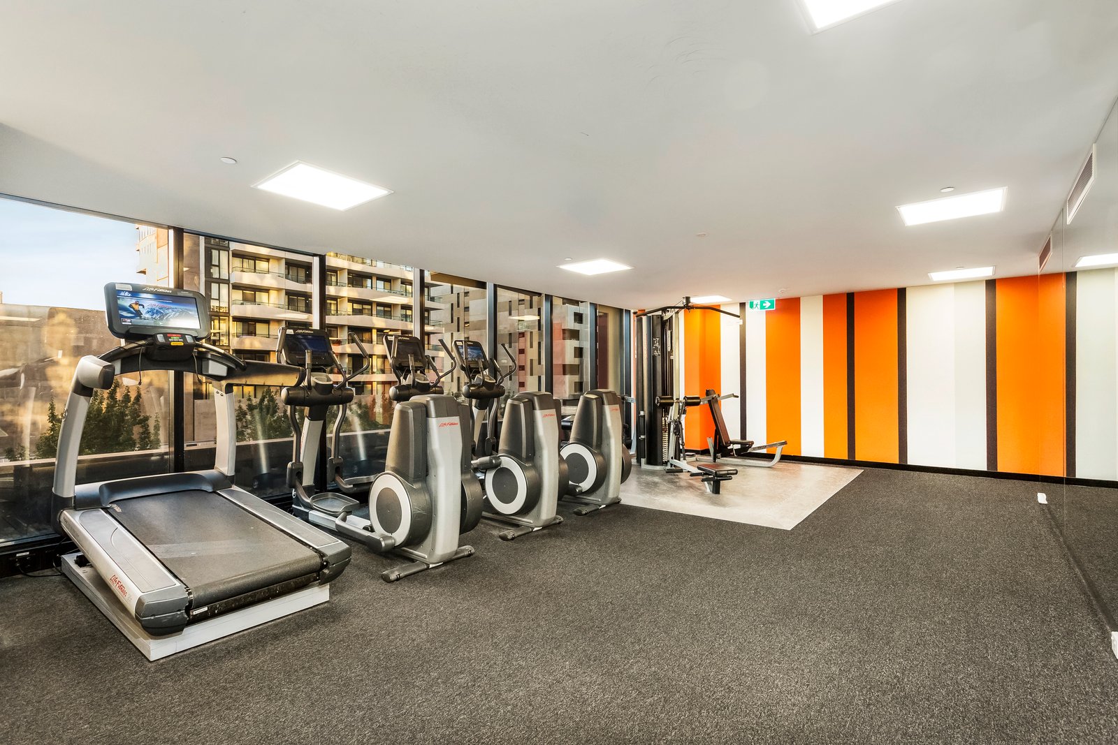 Property Gallery Thumbnail 7