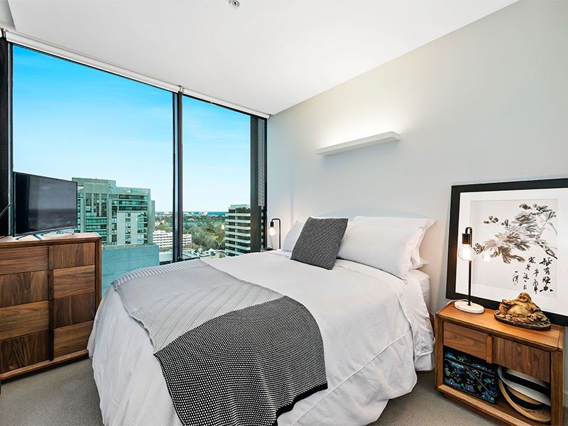 1404 / 470 St Kilda Road Melbourne