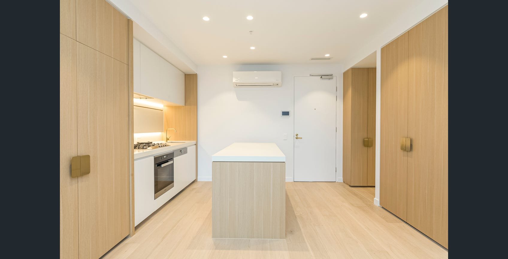 Property Gallery Thumbnail 2
