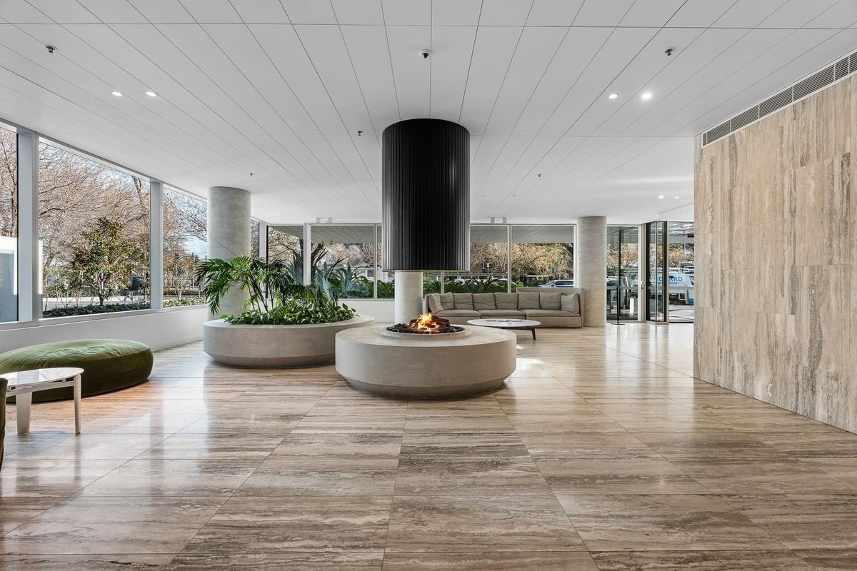 1407/499 St Kilda Road, Melbourne image 2