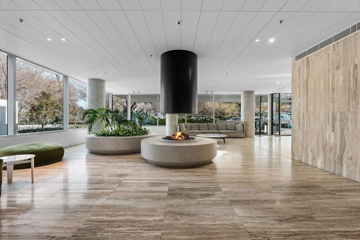 1407/499 St Kilda Road, Melbourne image 10