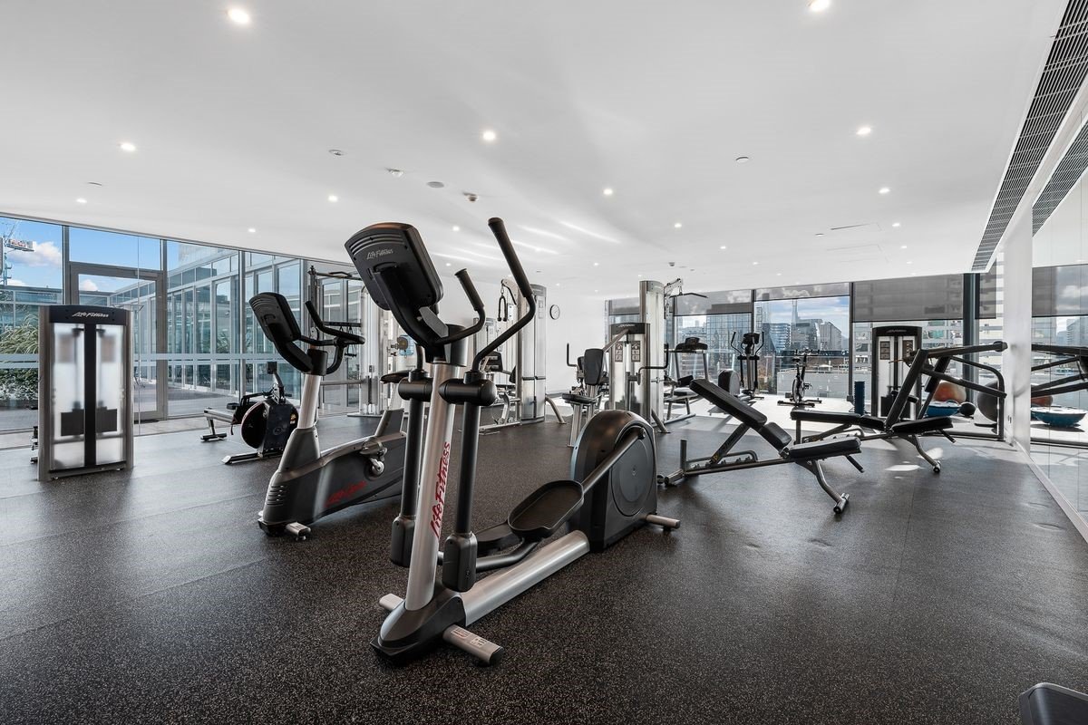 1407/499 St Kilda Road, Melbourne image 16