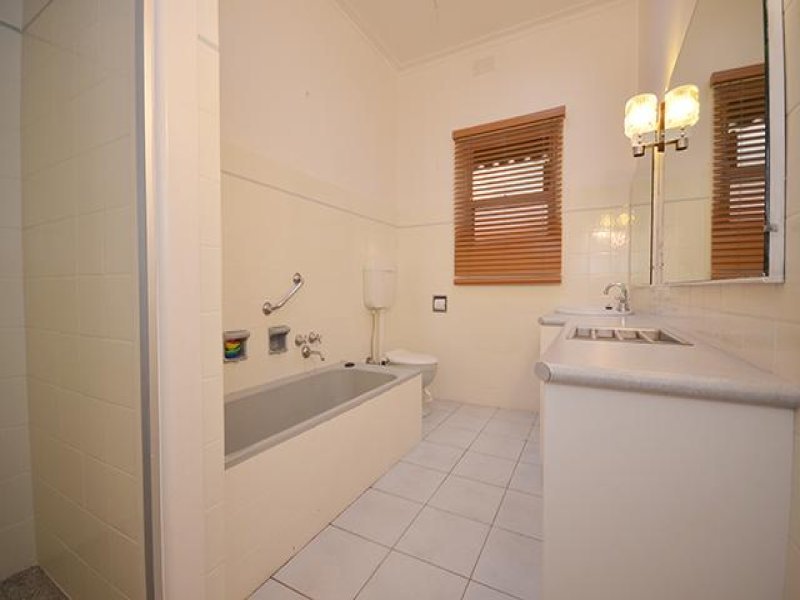 1409 Sturt Street, Newington image 7