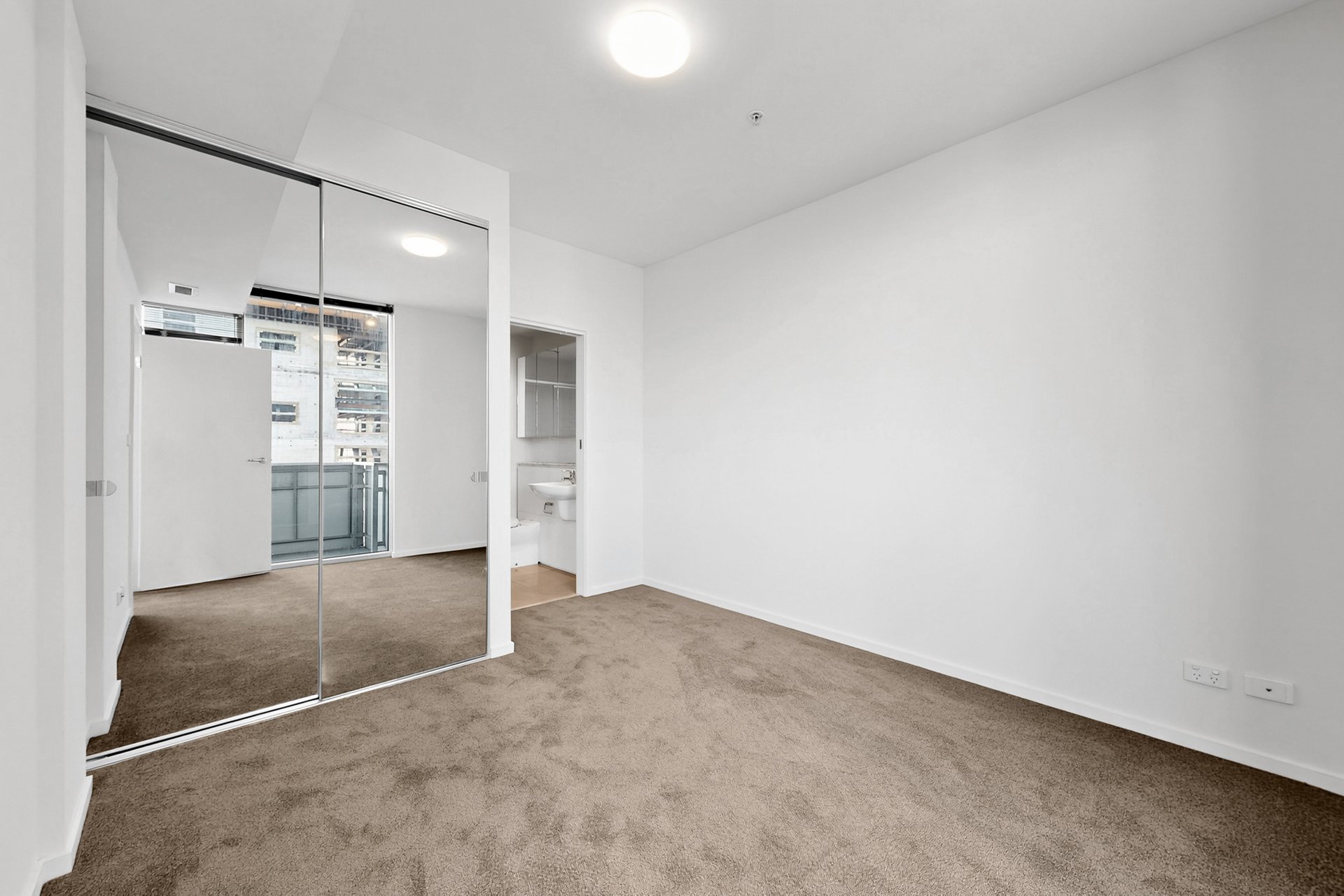 1409 / 25 Wills Street  MELBOURNE