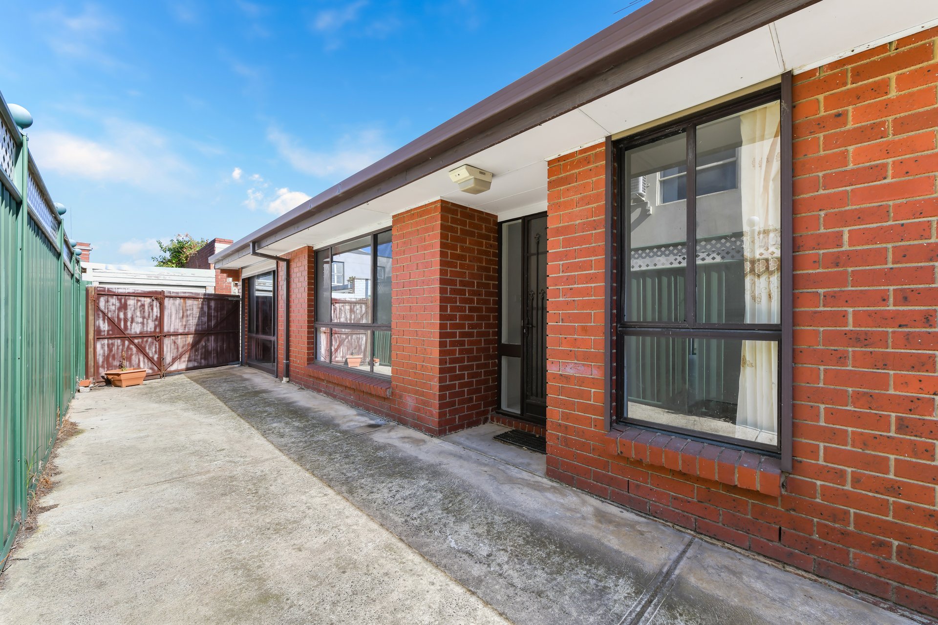 140A Brunswick Road, Brunswick image 1