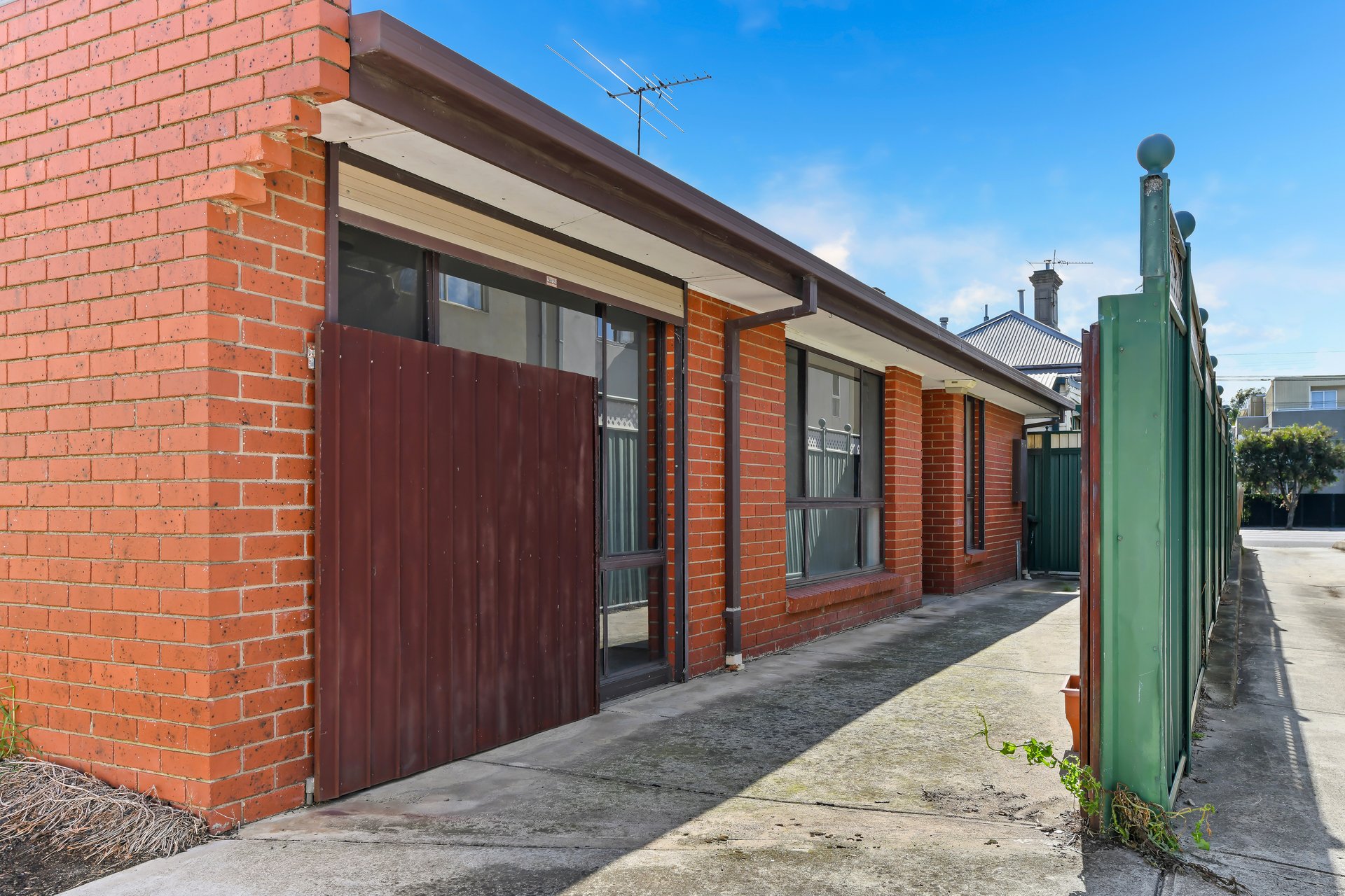 140A Brunswick Road, Brunswick image 2