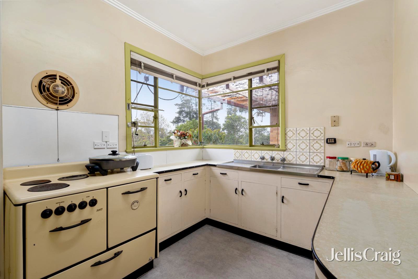 141-143 Berringa Road, Park&nbsp;Orchards image 4
